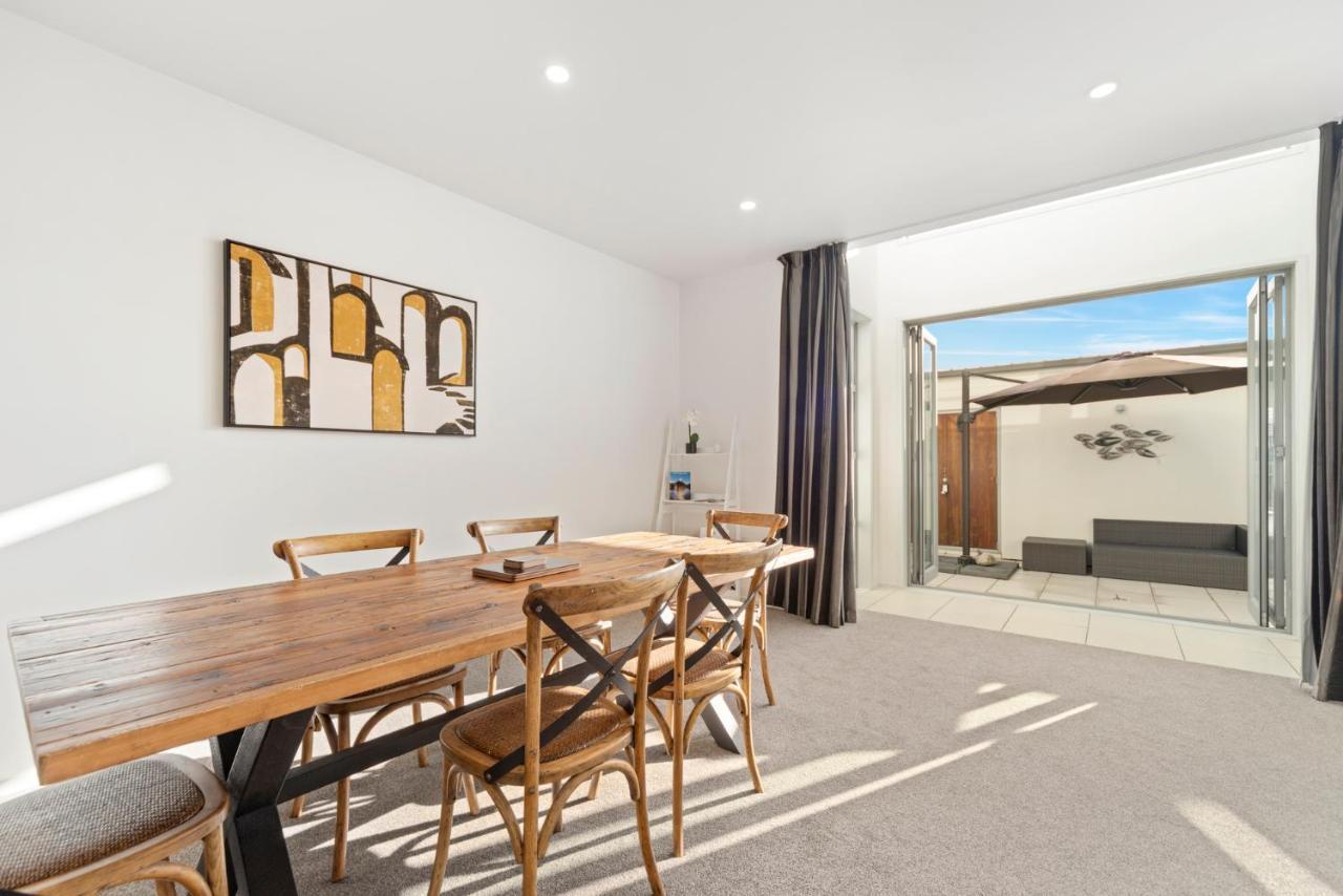Lakeview Luxury - Taupo Holiday Apartment Экстерьер фото