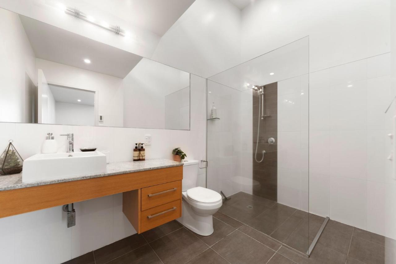 Lakeview Luxury - Taupo Holiday Apartment Экстерьер фото